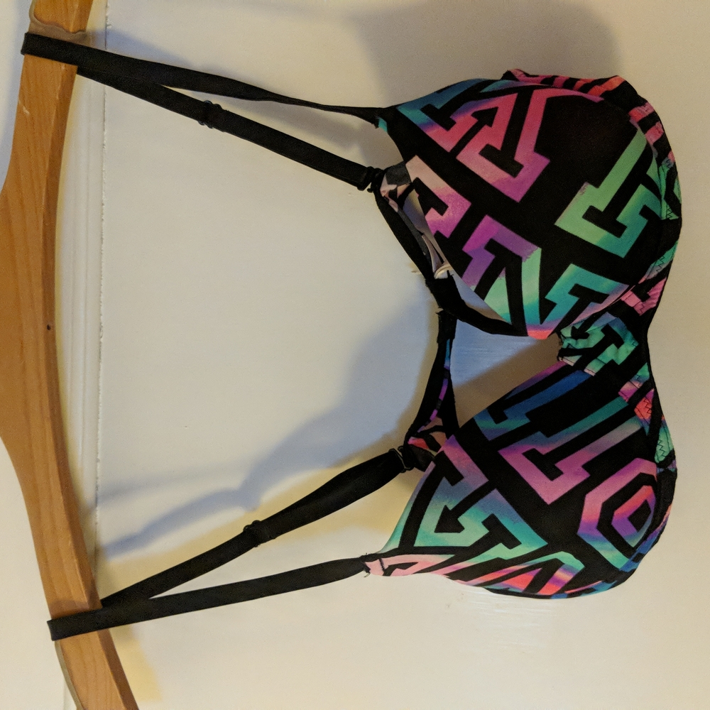 Pink by VS Wear Everywhere Lightly Lined bra sz 36A